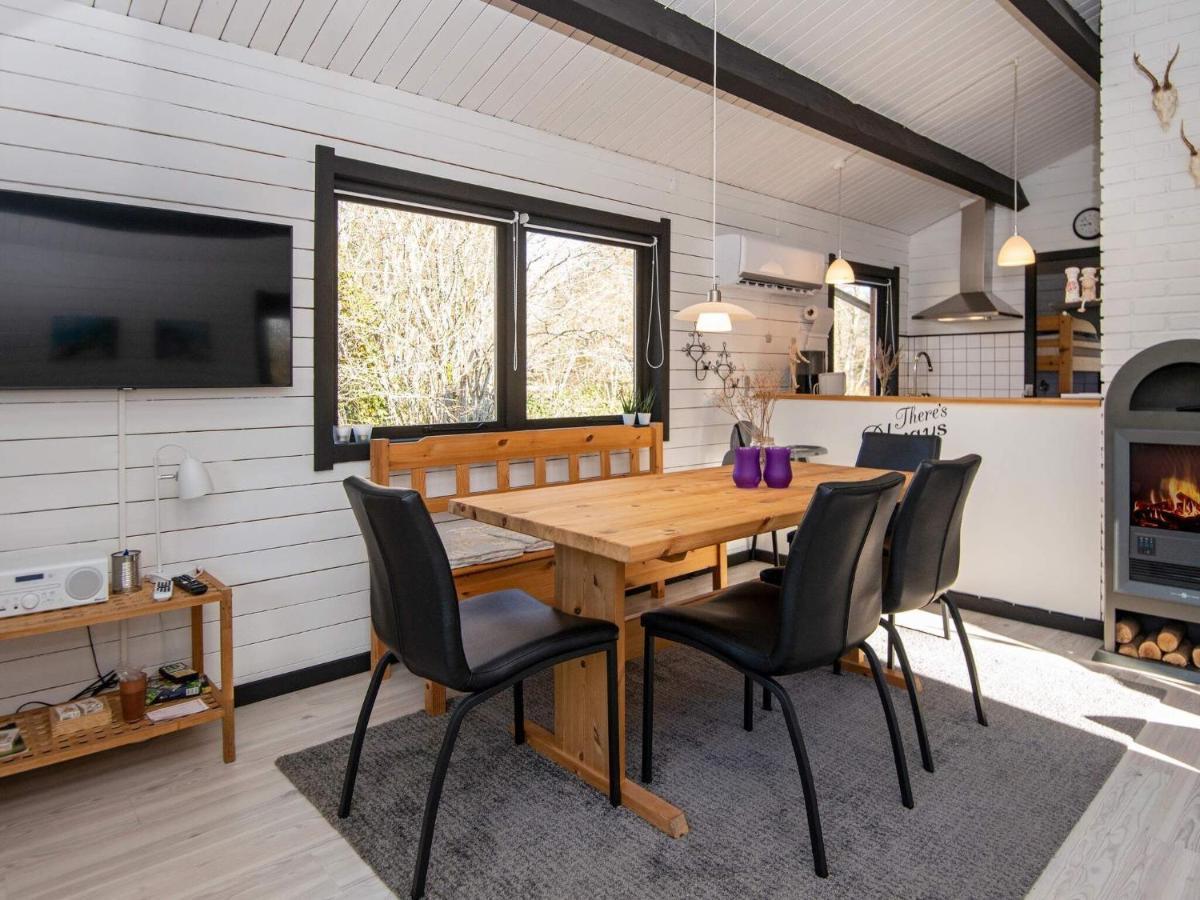 4 Person Holiday Home In Nibe ภายนอก รูปภาพ